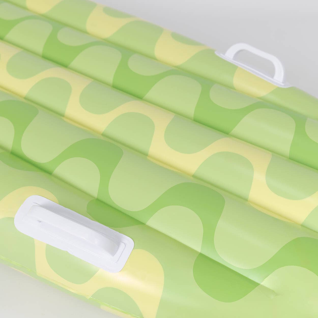 Flamingueo - Vendita all'ingrosso Accessori da spiaggia - Galleggiante per surf gonfiabile verde3