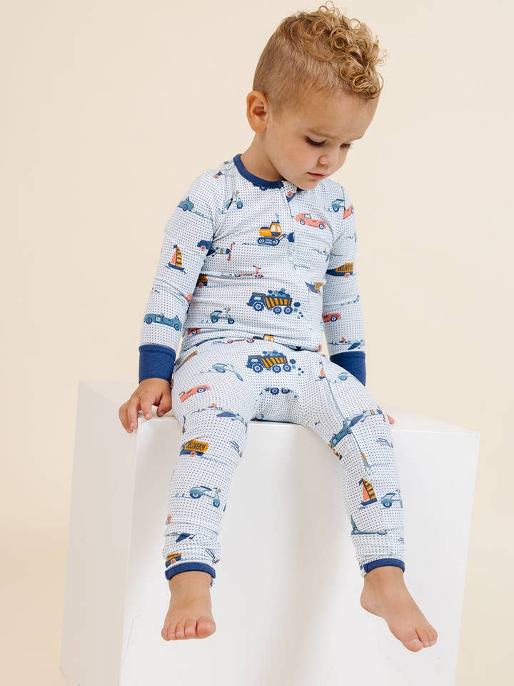 Lark - Wholesale Jumpsuit - Baby - Convertible Footie in On the Go2