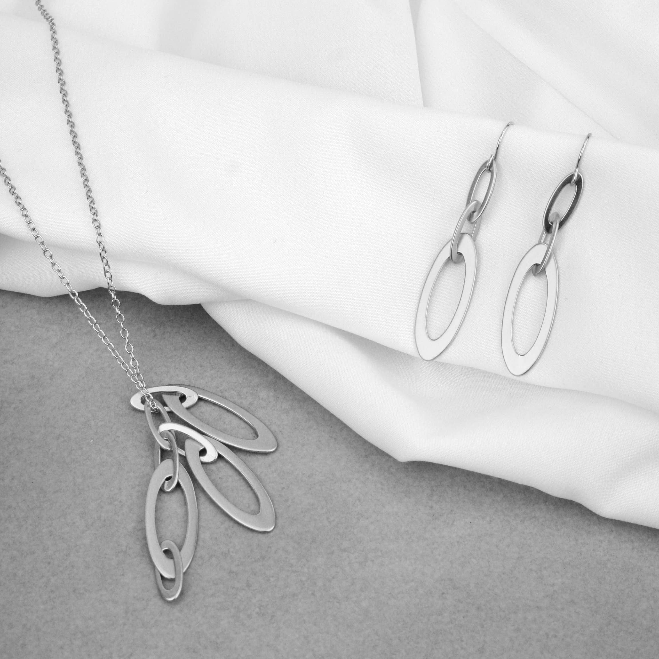 Industrial Jewellery Ltd – wholesale Dangle earrings – Ava Earrings Silver7