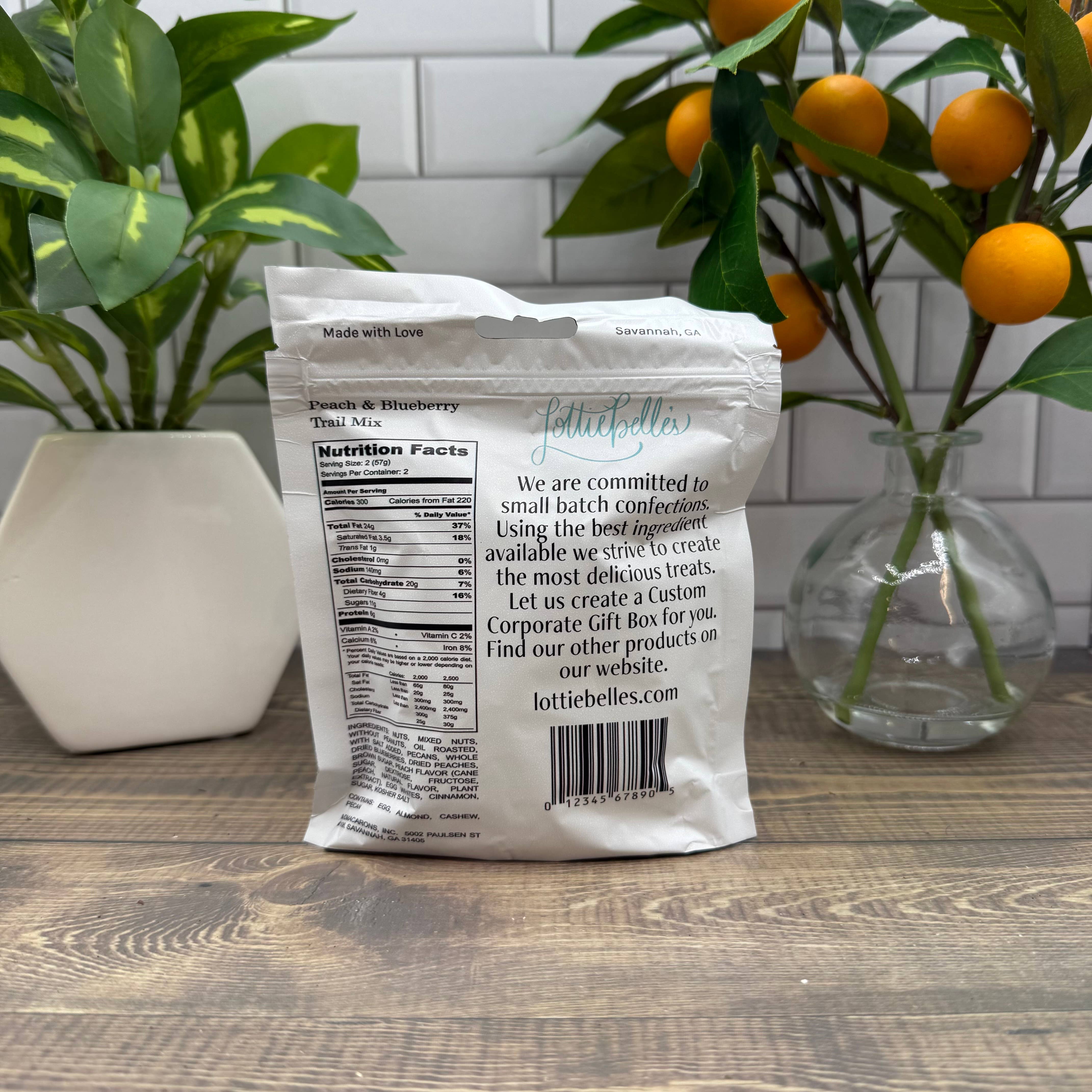 Lottiebelle's - Wholesale Nuts - Lottiebelle's Peach and Blueberry Trail Mix1