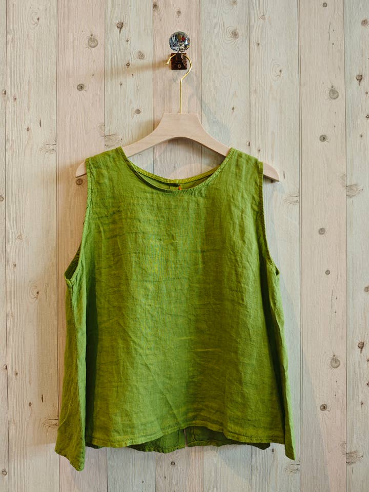 Linen & More - Wholesale T-Shirt - Women's - REF 5299 SLEEVELESS SHIRT BUTTONS 100% LINEN7