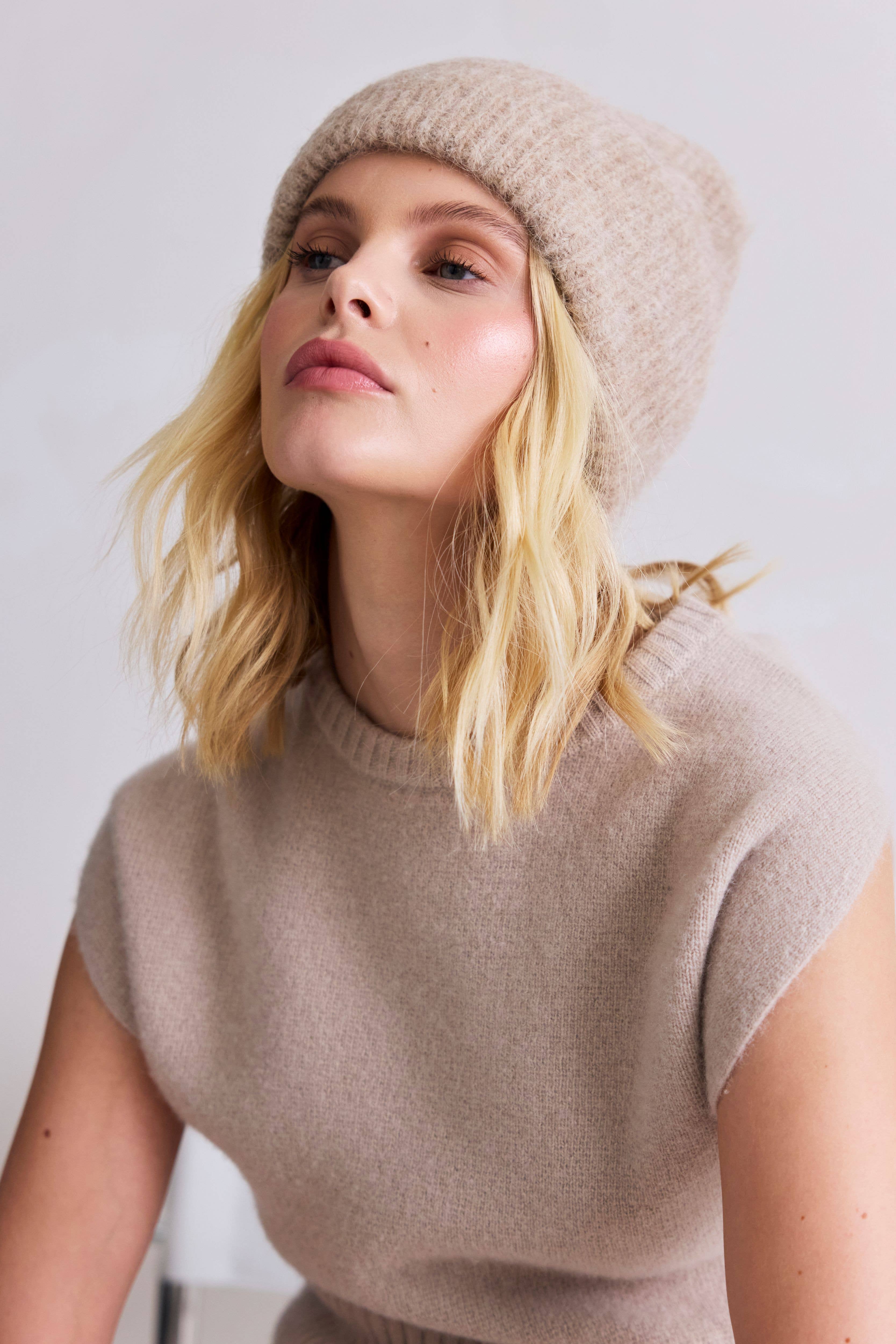 Arctic Fox & Co. - North America - Wholesale Beanie - Women's - The Alpaca Beanie - Iced Taupe - FW253
