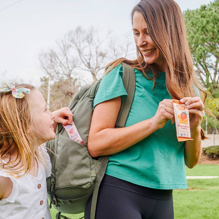 Skout Organic - Wholesale Snack Bar - Skout Organic Peanut Butter & Jelly Protein Bar | Vegan5