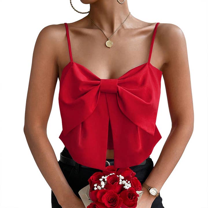 Débardeur à bretelles avec nœud chic - Détail dos noué pour la vente par Lily Clothing