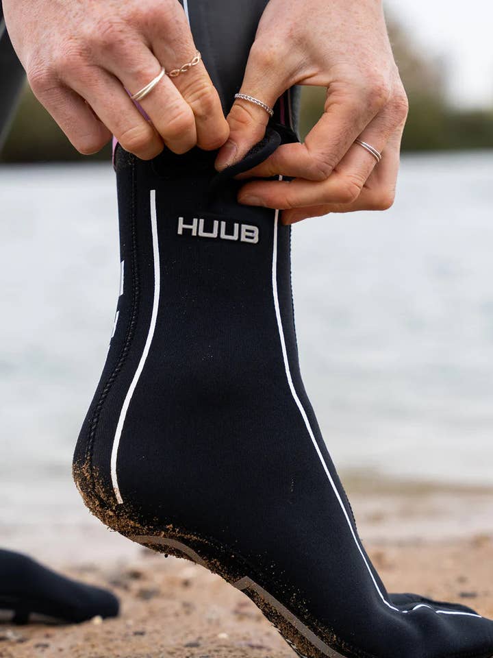 Endurance Lab - Wholesale Socks - Unisex - HUUB Neoprene Swim Socks – 3mm Thermal Booties for Open Water & Triathlon2