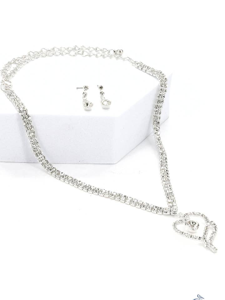 Amour Enchanté - Ensemble de Colliers en Argent pour la vente par Sunset Marsh LLC