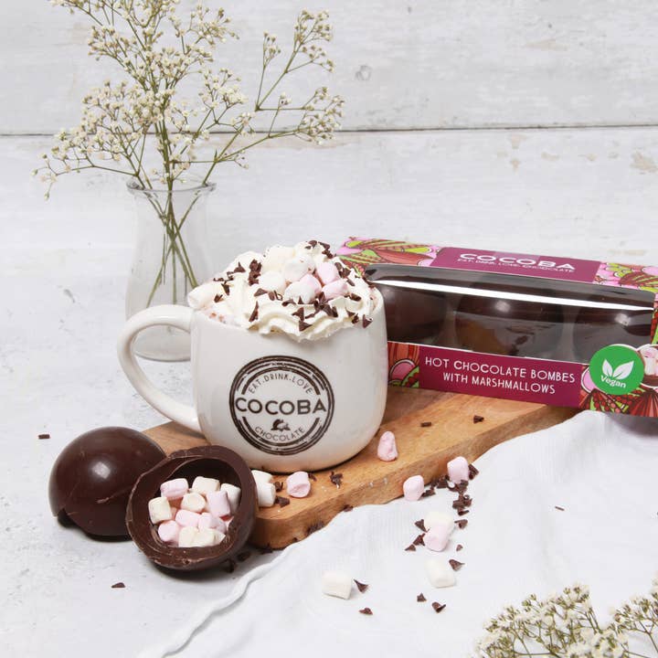Cocoba – Engroshandel Varm kakaoblanding – Veganske varme chokoladebomber med mini skumfiduser (3 bomber)