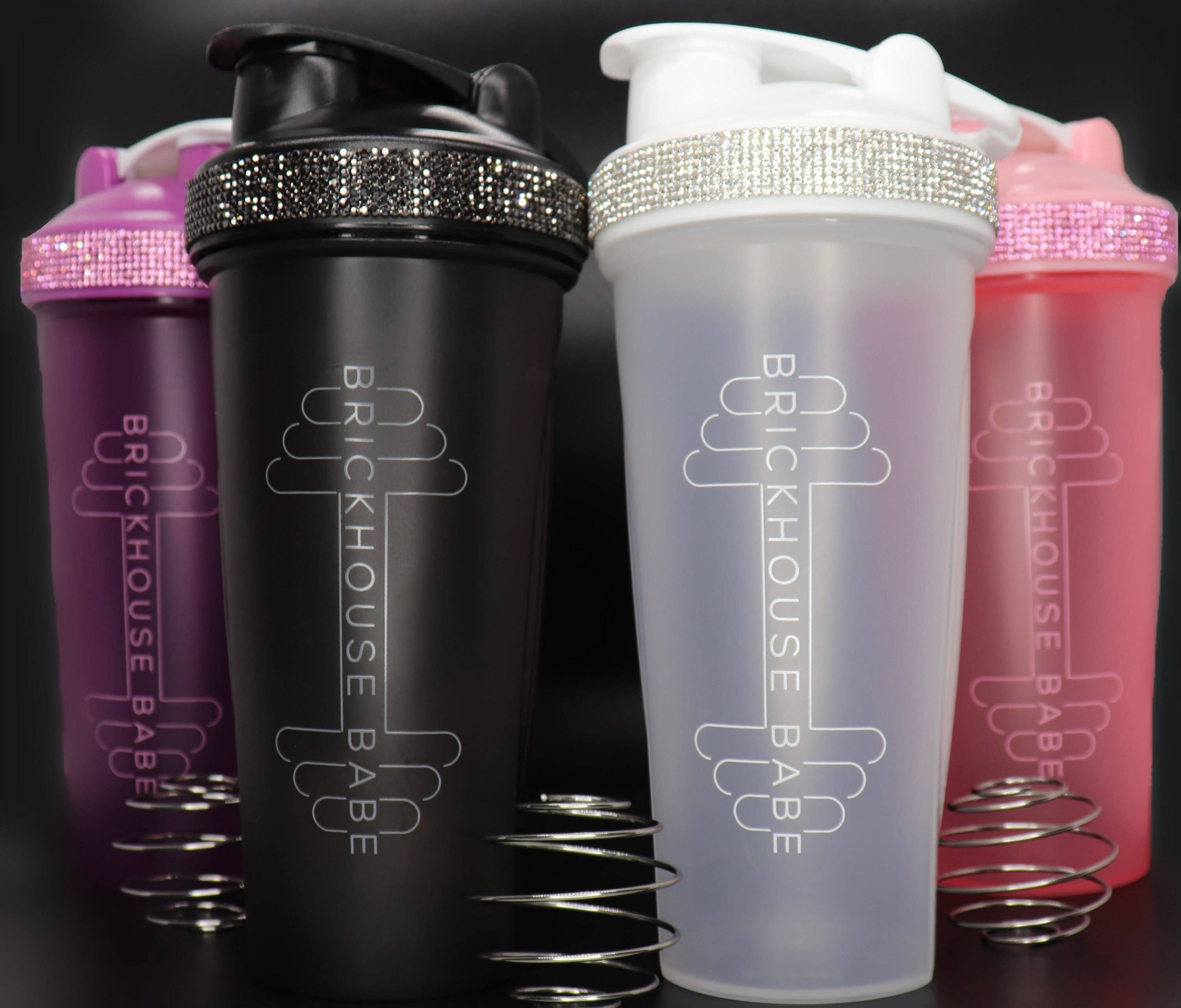 Brickhouse Babe LLC - Venta al por mayor Botellas de agua - Botella Shaker de Fitness Bling con Accesorios de Diamantes de Imitación