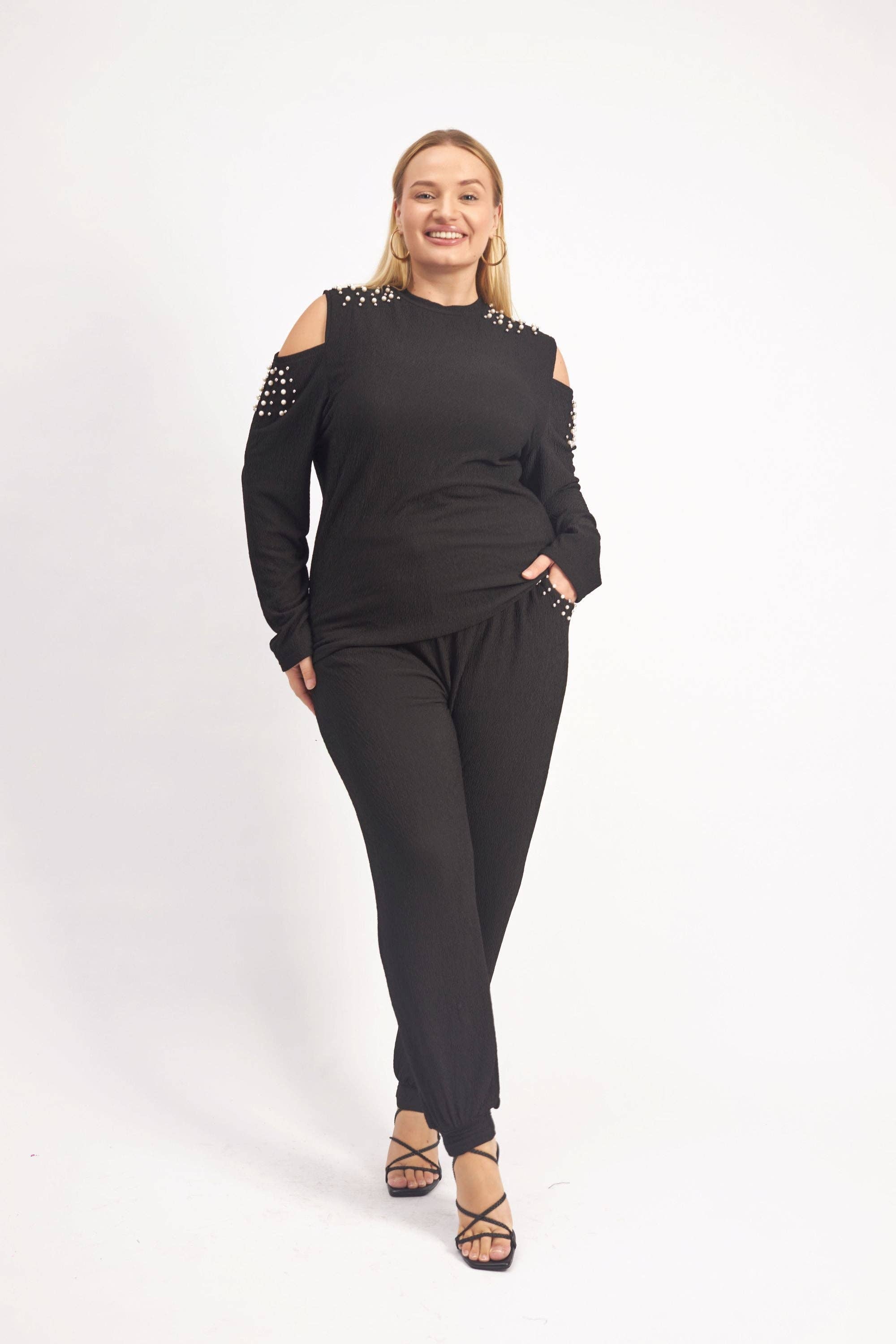 KaraChic - Vente Ensemble haut et pantalon (PAS d'intérieur) - Femme - 24029 - Ensemble 2 pièces épaules dénudées perle et manches longues4