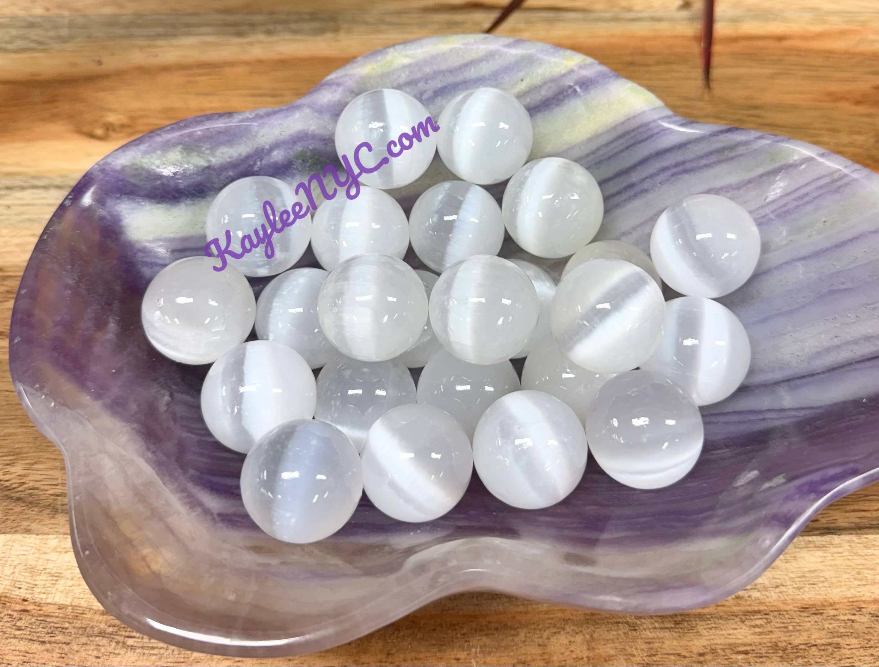 KayleeNYC - Wholesale Spiritual Stone/Crystal - Natural Selenite aks Satin Spar Sphere Crystal 2.5cm2