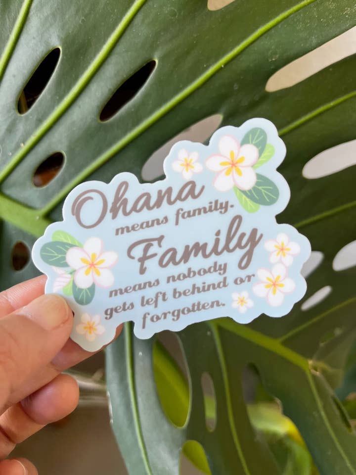 Autocolante "Ohana significa Família" Plumeria por atacado de Island Stickers & More / Yuriko J. Design