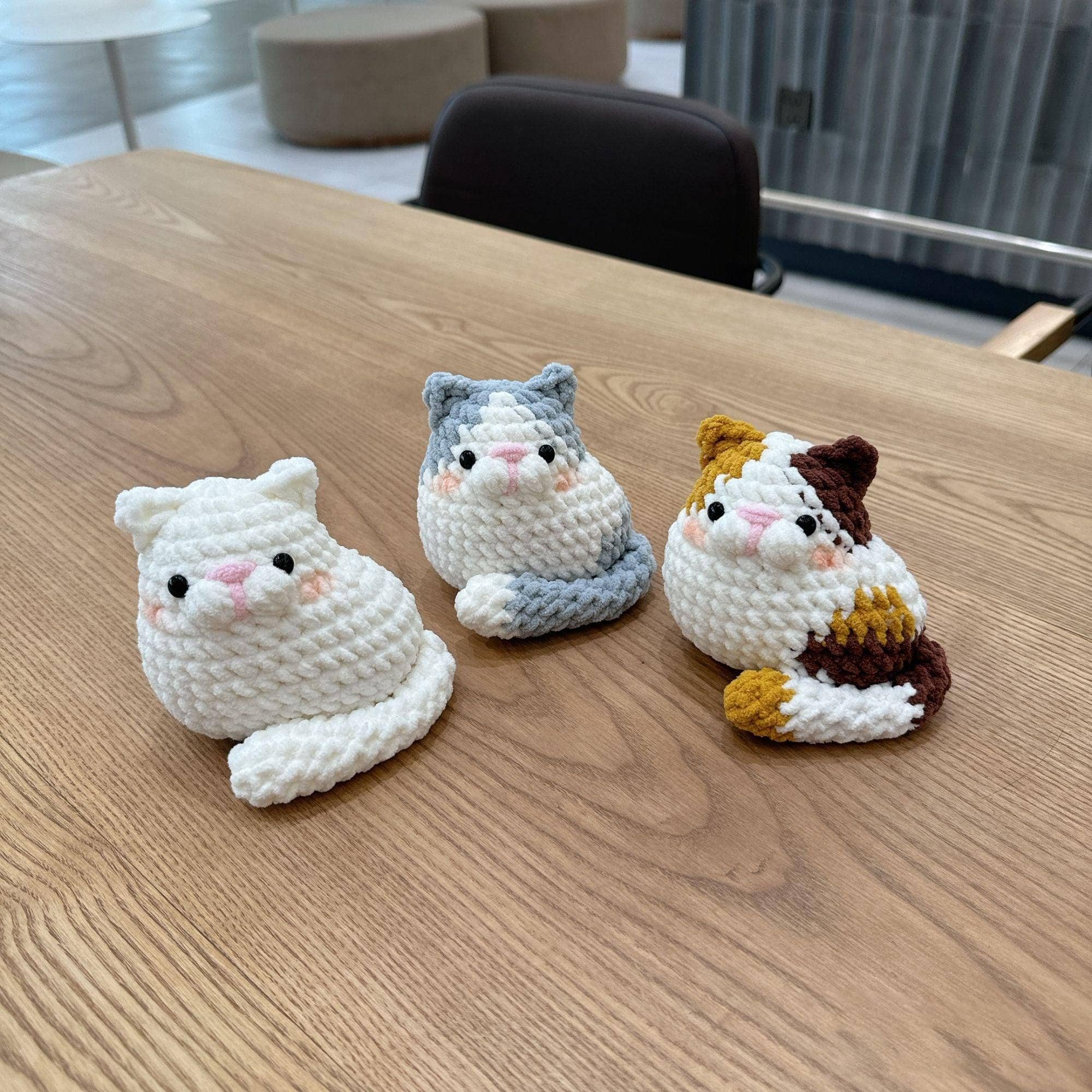 Anh2 LTD – Objeto de mesa decorativo por atacado – Gato de Crochê Fofo, Gato Amigurumi Pão, Adorável Gato Feito à Mão5