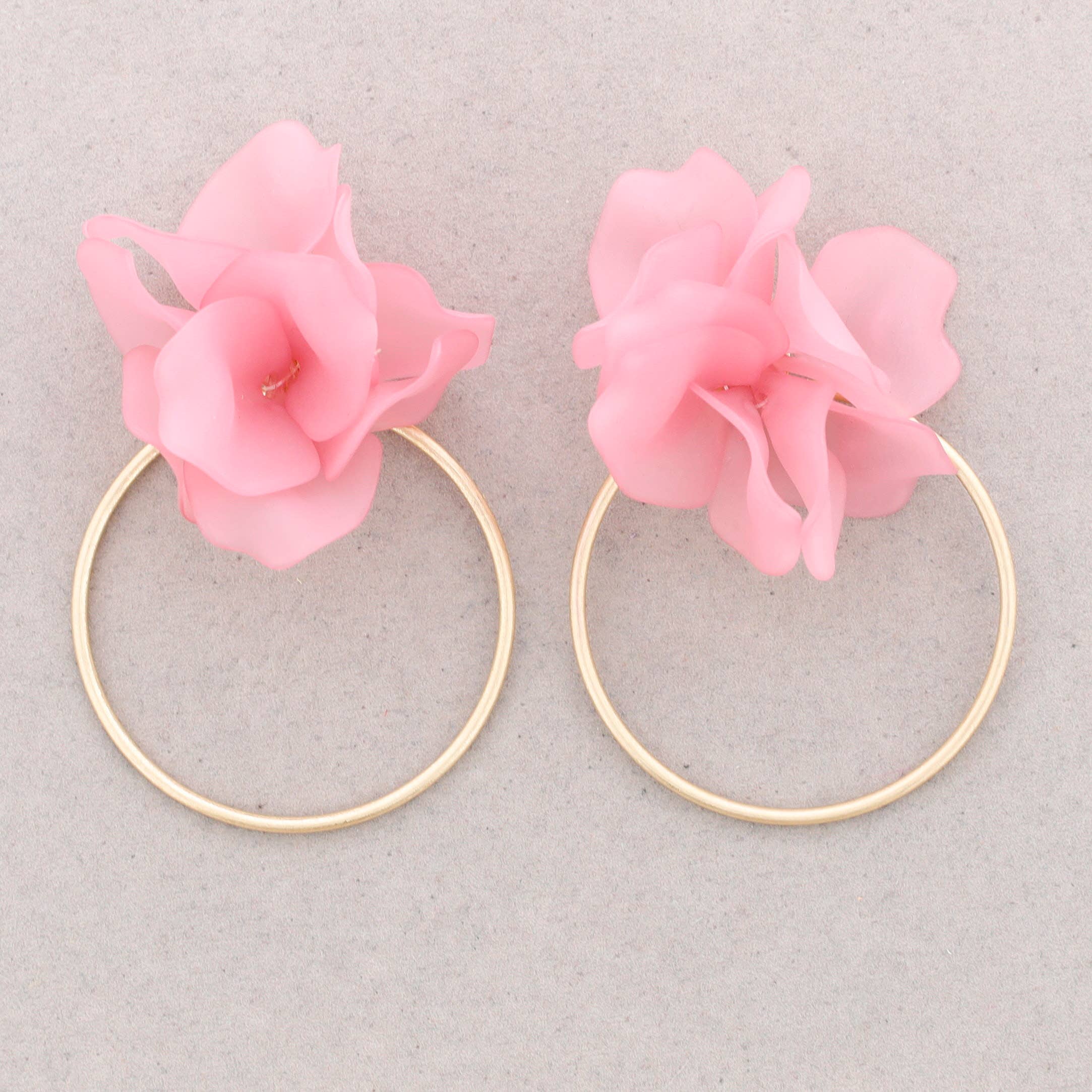 Sonata – Großhandel Click-Button-Schmuck – Druckohrringe aus Kunstharz mit Blütenblättern10