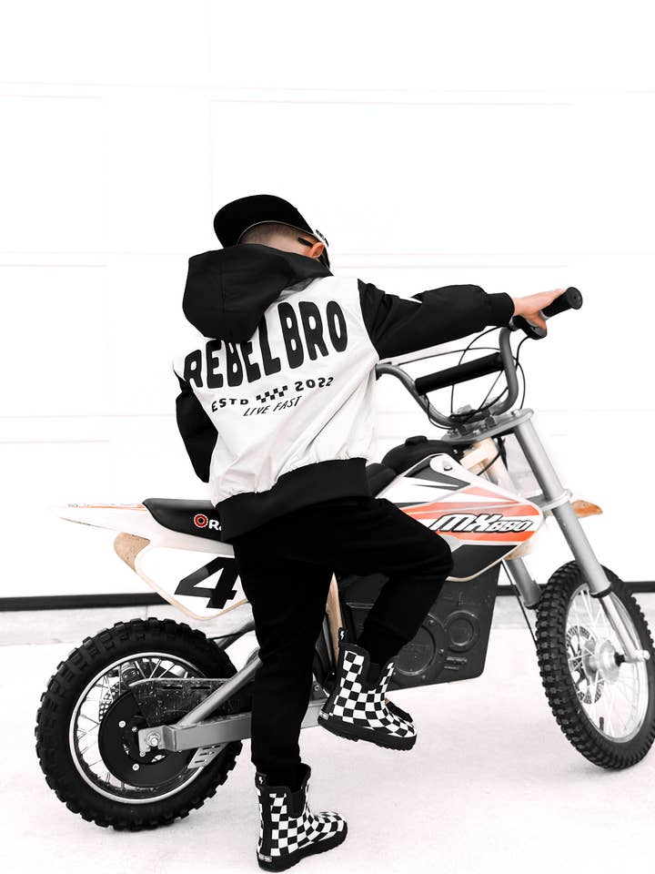 Venezia Stivali Midi Holstyn a Venezia in vendita all'ingrosso su Faire6