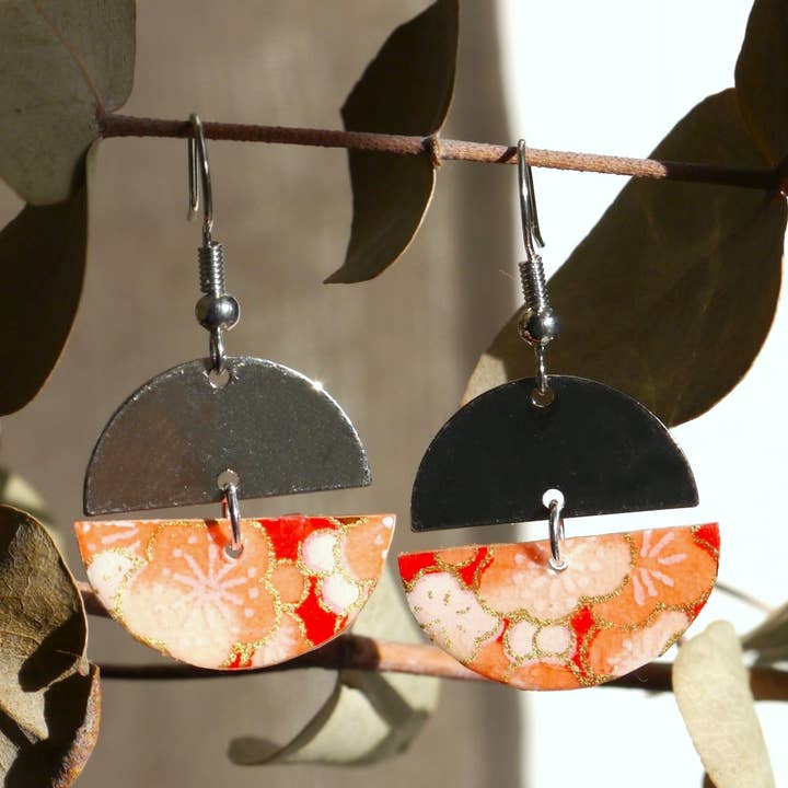 Japanese paper earrings - Tsuki - Red floral for wholesale by Dix janvier
