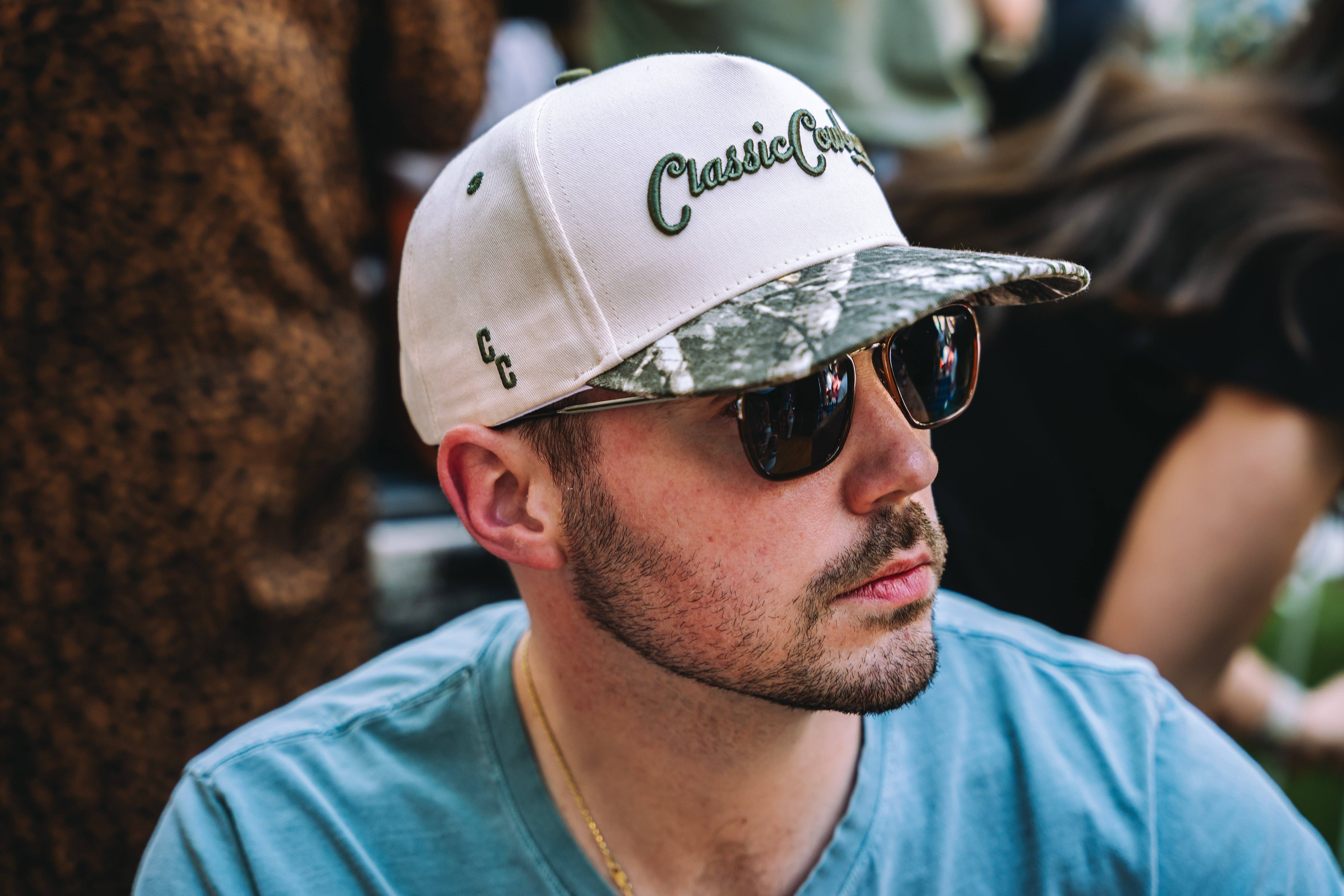 White The Rancher for wholesale on Faire2