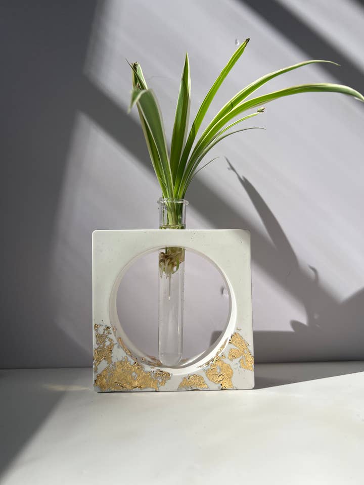 Square Propagation Station for wholesale by Stone & Earth