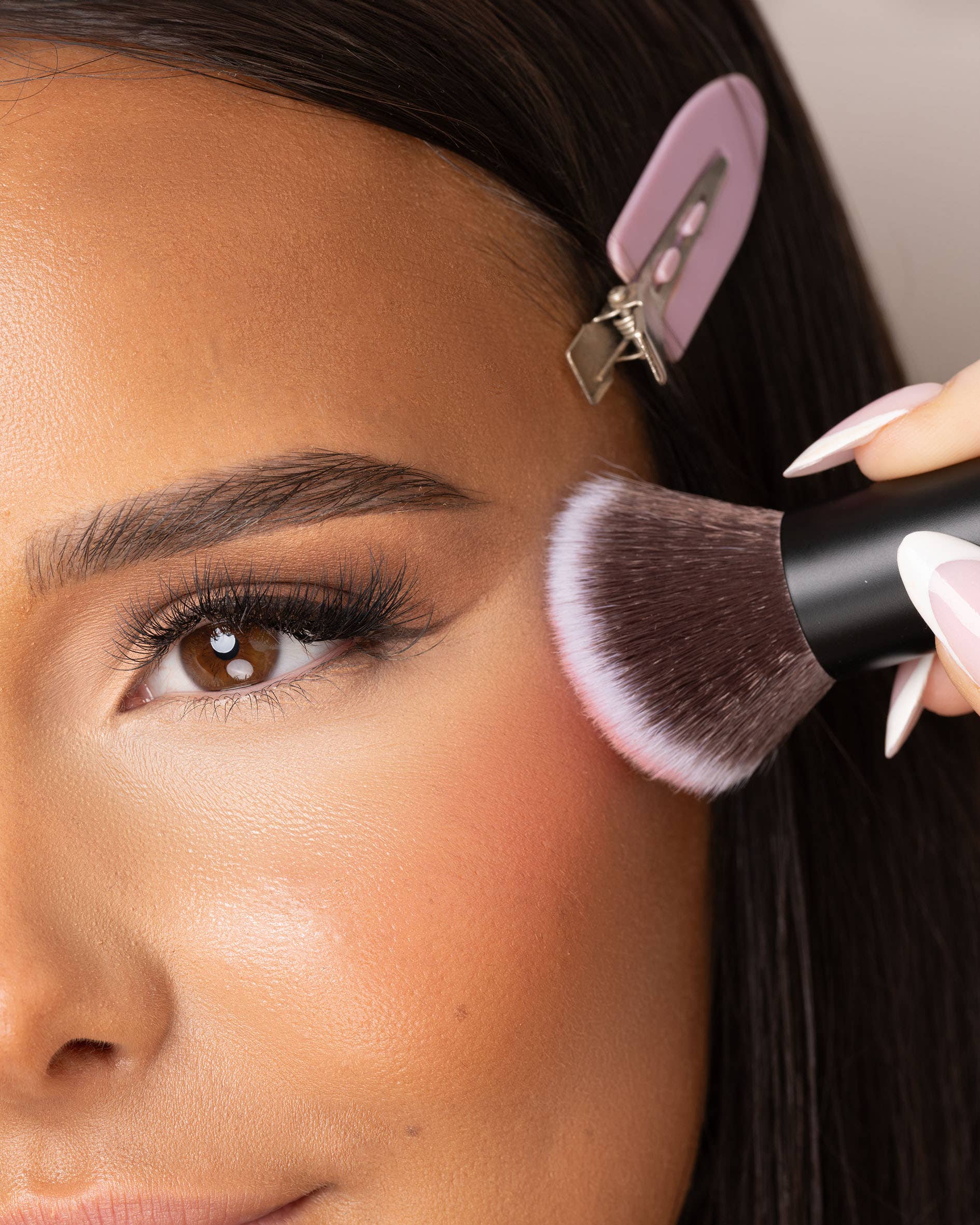 Soinvogue - Wholesale Cheek/Face Makeup Brush - Brushworks No. 7 Angled Blush Brush6