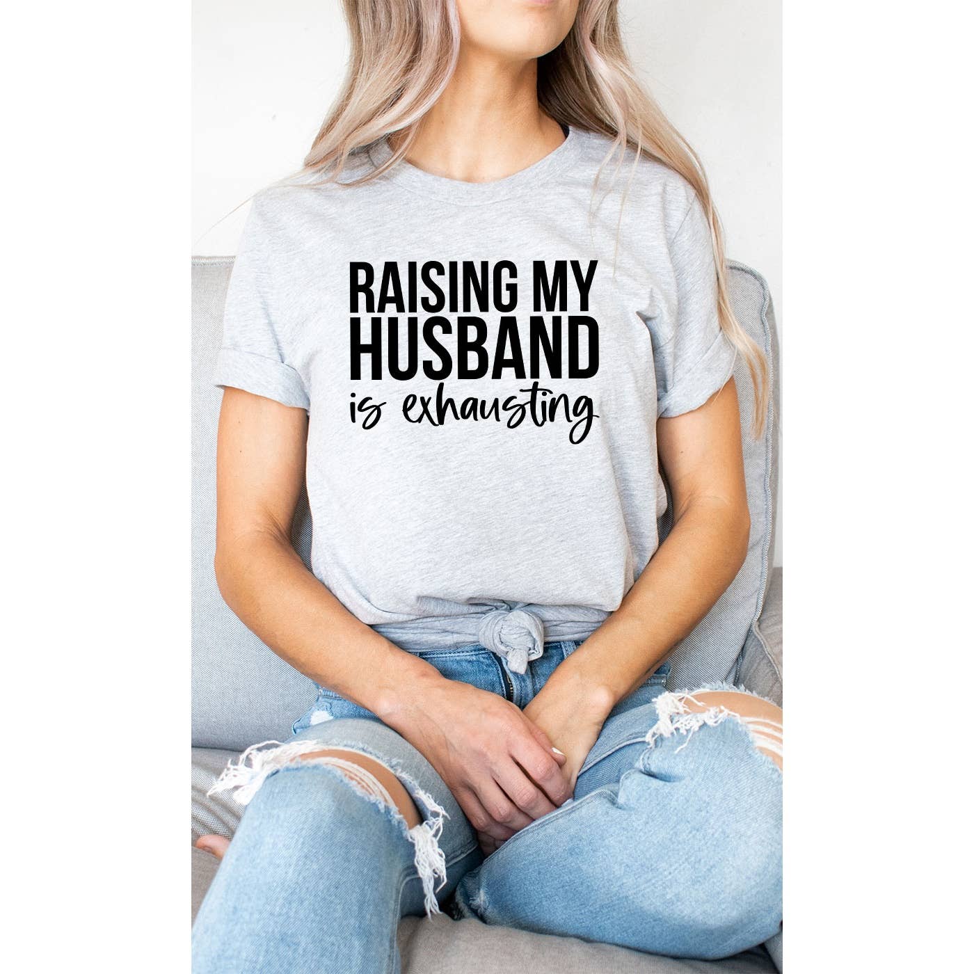 Kissed Apparel - Wholesale T-shirt met print - Dames - Mijn man opvoeden is vermoeiend, Moederdag, Graphic Tee7