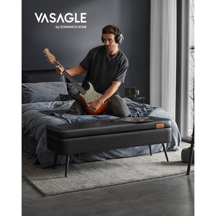 Collection EKHO - Banc ottoman de rangement avec pieds en acier, 1- pour la vente par Greenwestons