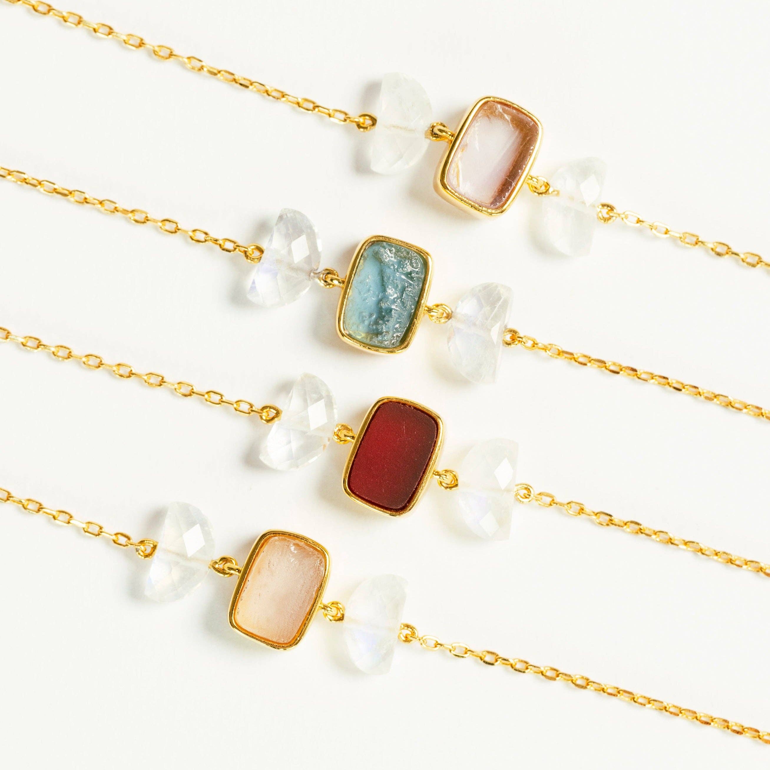 MAMASTE - Wholesale Charm/Dangle Bracelet - Harmony & Love MAMASTE (Rose Quartz)4