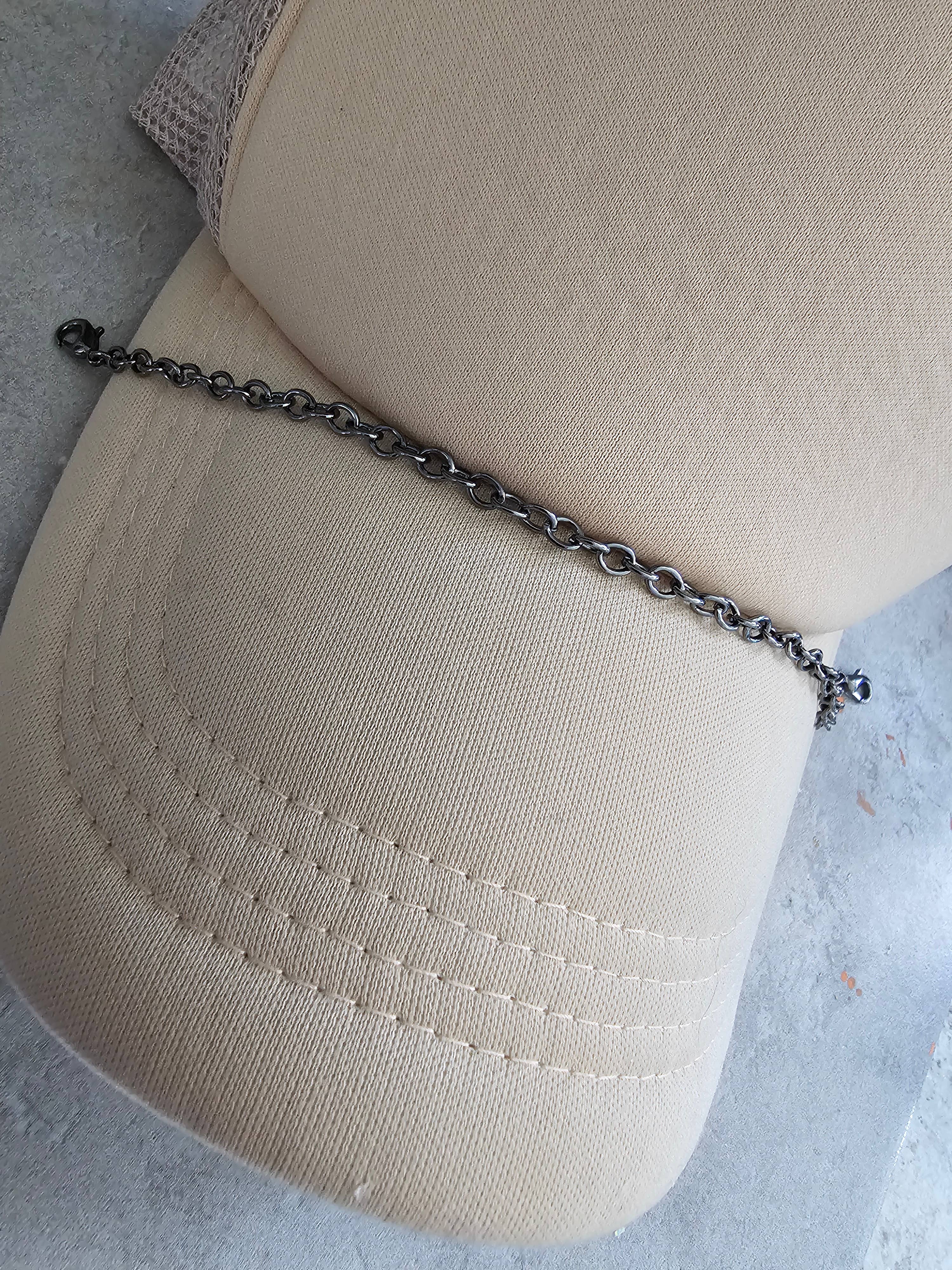 Ocoee Street Boutique – Großhandel Hutzubehör – Damen – Trucker-Hutketten mit Karabinerverschlüssen2