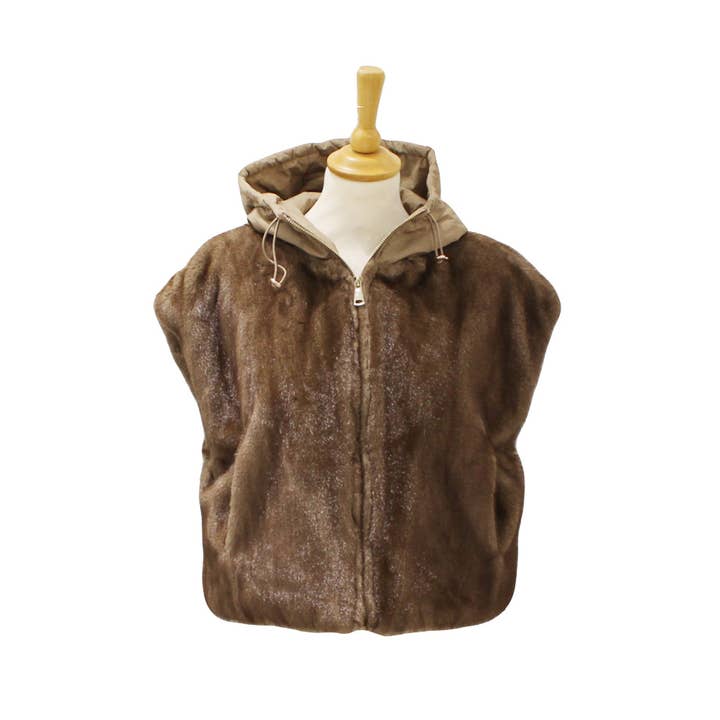 Gilet sans manches en fausse fourrure à capuche pour la vente par Vimoda