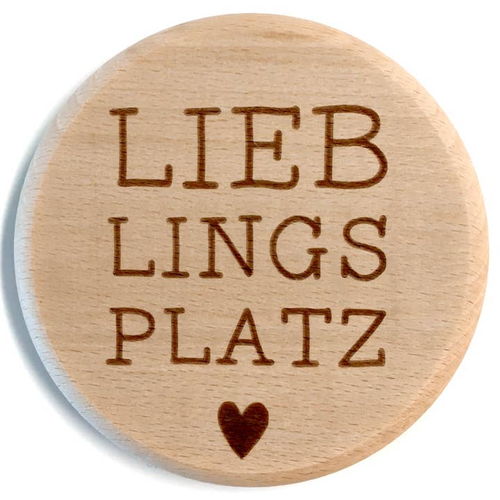 Glass lid made of beech “LieblingSplatz” for wholesale by holzpost GmbH