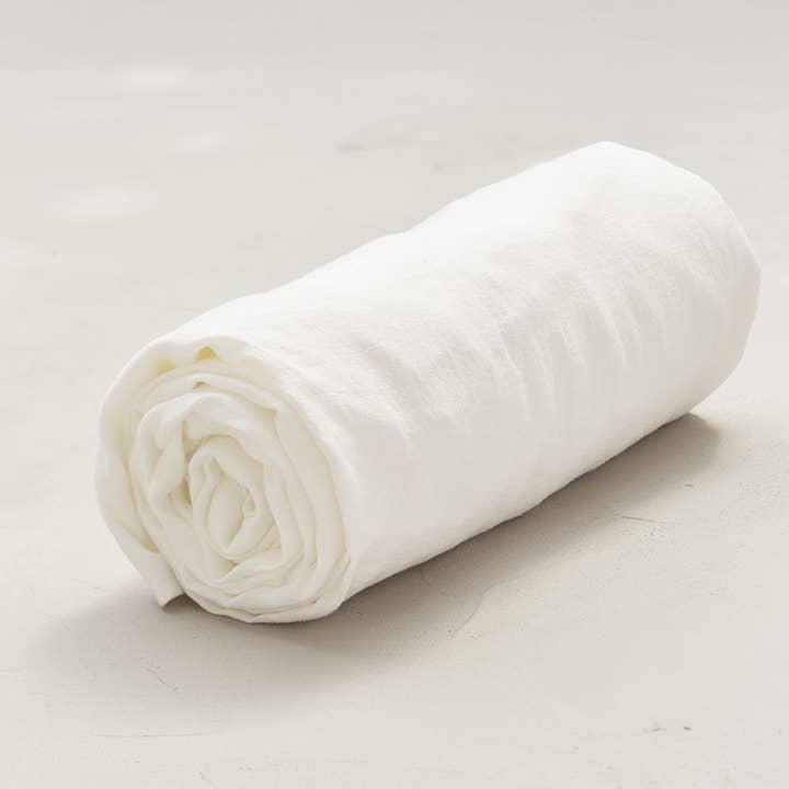 White stone washed linen fitted sheet for wholesale by Sylvie Thiriez