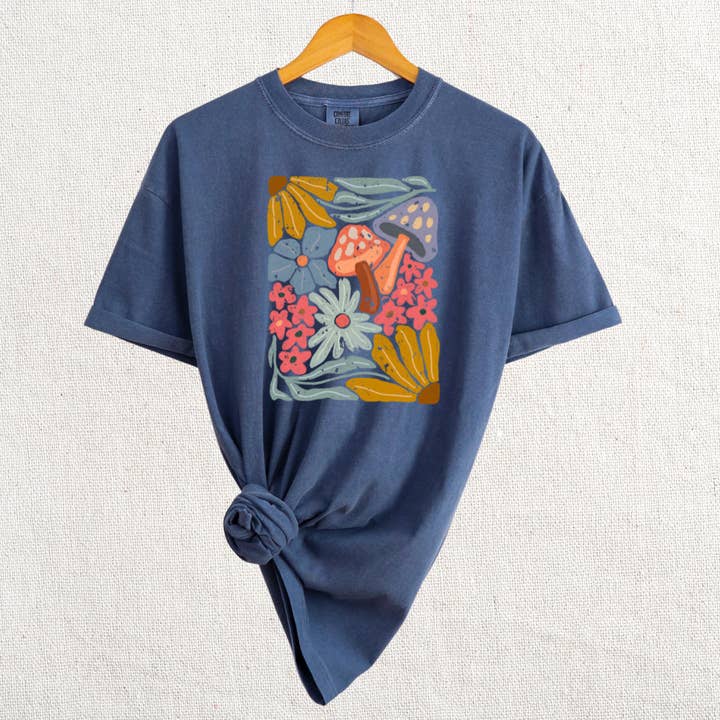 Knox + Nell - Wholesale T-Shirt (Graphic) - Women's - Floral Mushroom Graphic Tee