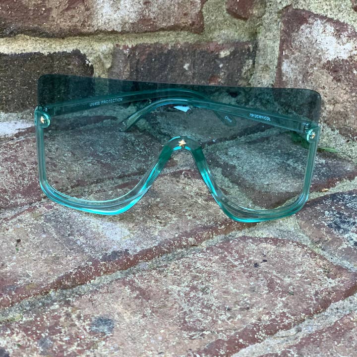 The Shade Valley - Wholesale Sunglasses - Women's - No Pics Please 📸13