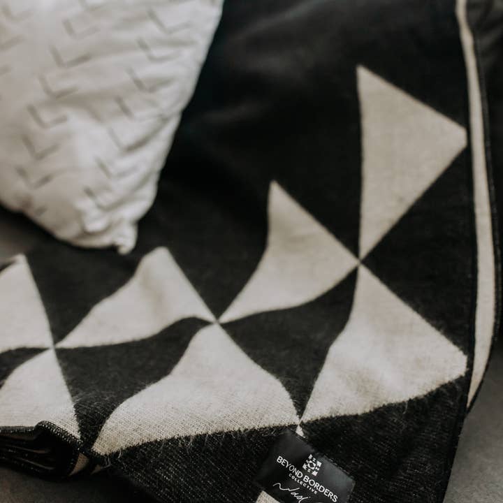 Beyond Borders Collective | Artisan-Made Blankets & Throws - Wholesale Throw Blanket - Nevado Blanket - Natural / Black | home decor| Spring Decor4