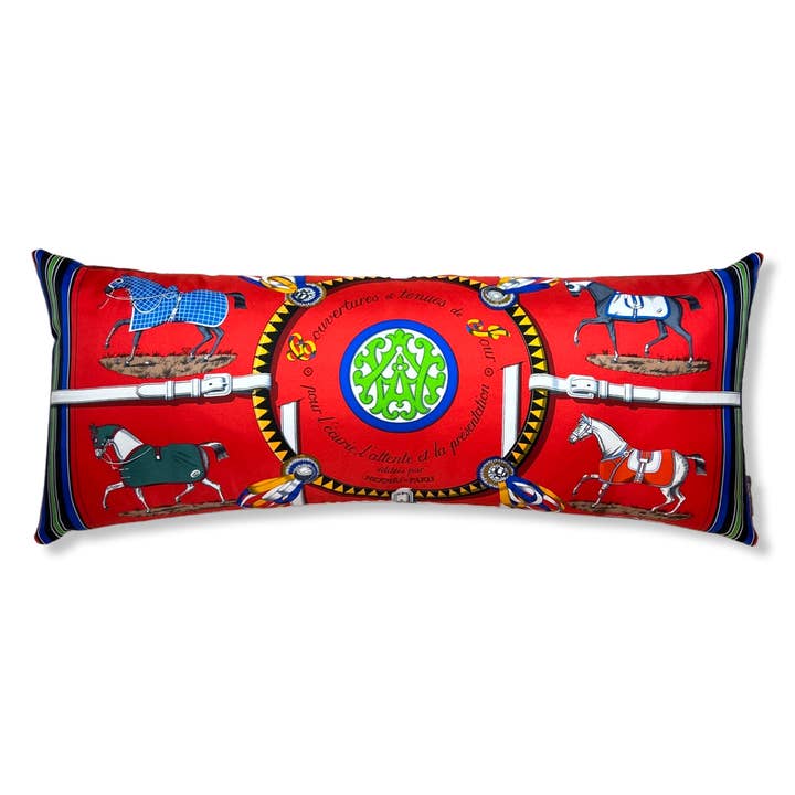 Couvertures et Tenues du Jour Röd Vintage Silkescarf Ländkudde 35" för wholesale av Vintage Luxe Up