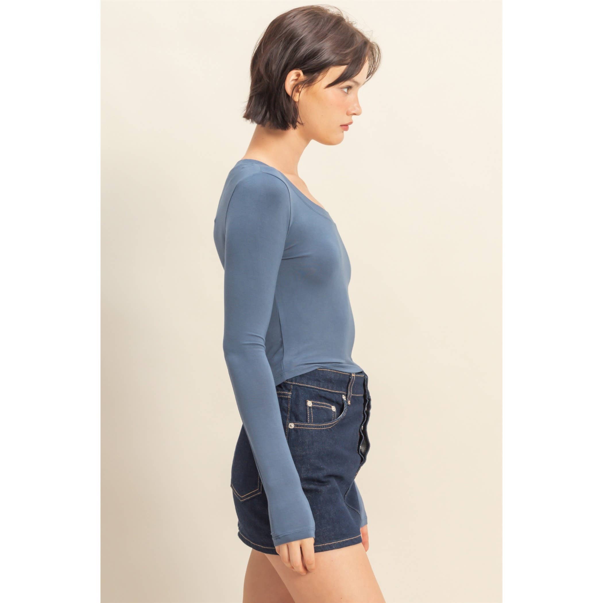 HYFVE - Wholesale Shirt - Women's - Cropped Scoop Neck Long Sleeve Top21