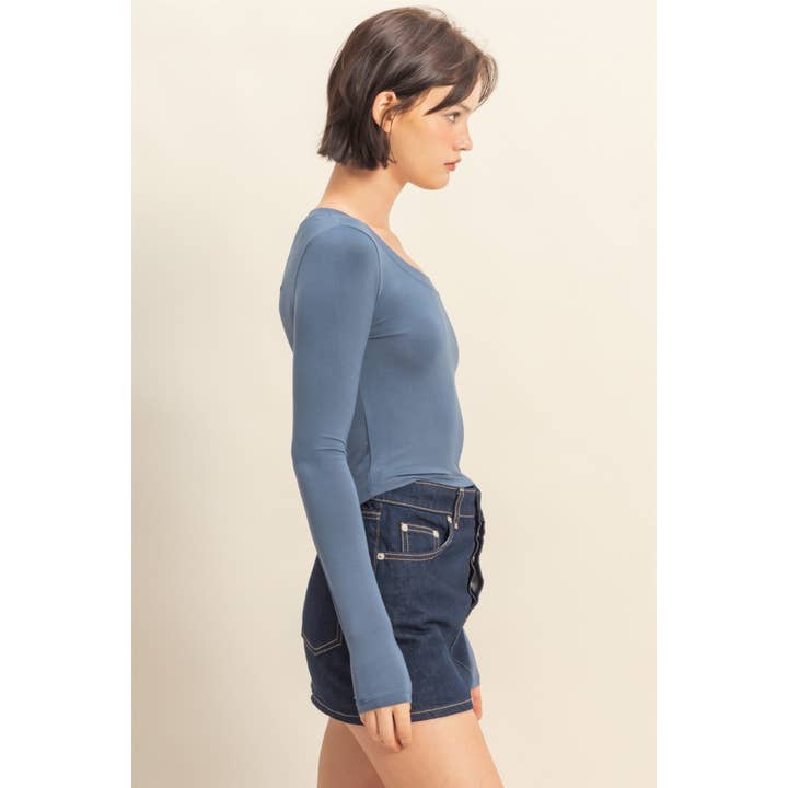 HYFVE - Wholesale Shirt - Women's - Cropped Scoop Neck Long Sleeve Top21