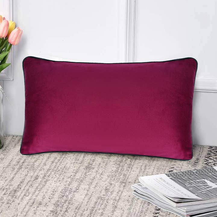 Funda de cojín de terciopelo 12 x 20 - Base burdeos para venta al por mayor de Kantha Decor