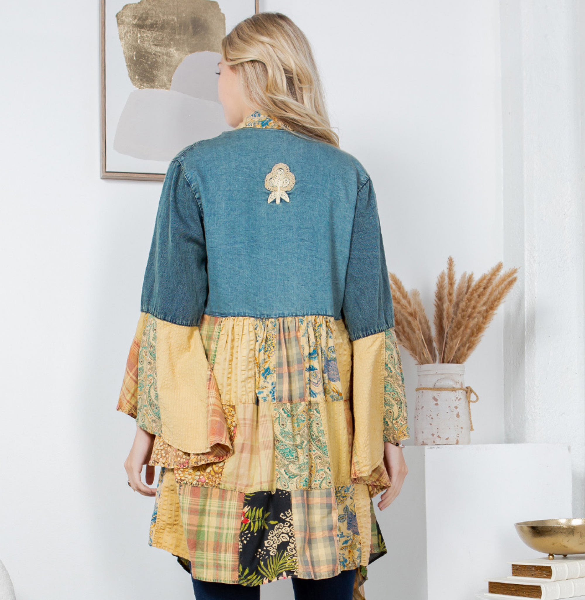 Young Threads – Großhandel Kimono – Damen – Westlicher Boho-Chic: Motivbestickter langer Jeans-Cardigan (NEU)2