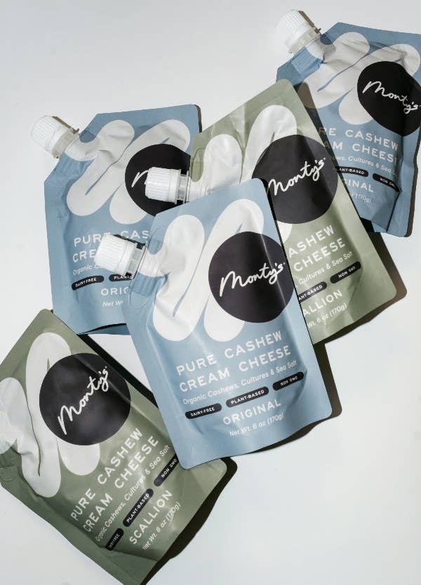 Monty's - Wholesale Cheese - Monty's Scallion Pure Cashew Cream Cheese (5oz)2