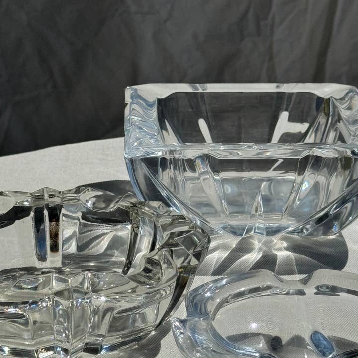 Office Objets - Vente Cendrier - Grand cendrier en verre massif carré vintage8