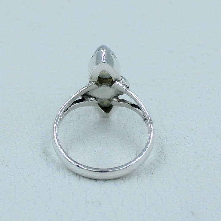 Silvex Jewelry – Engroshandel Statementring – Smuk Rainbow Moonstone Cabochon Ring4