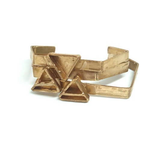 Luft-, jord-, vattenmässingsmanschettarmband för wholesale av Thomas Ayers Jewellery