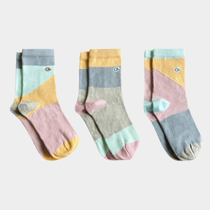 Q for Quinn - Wholesale Socks - Kids - Mixed Patterns Kids Socks (3 pairs) – 98% Organic Cotton4