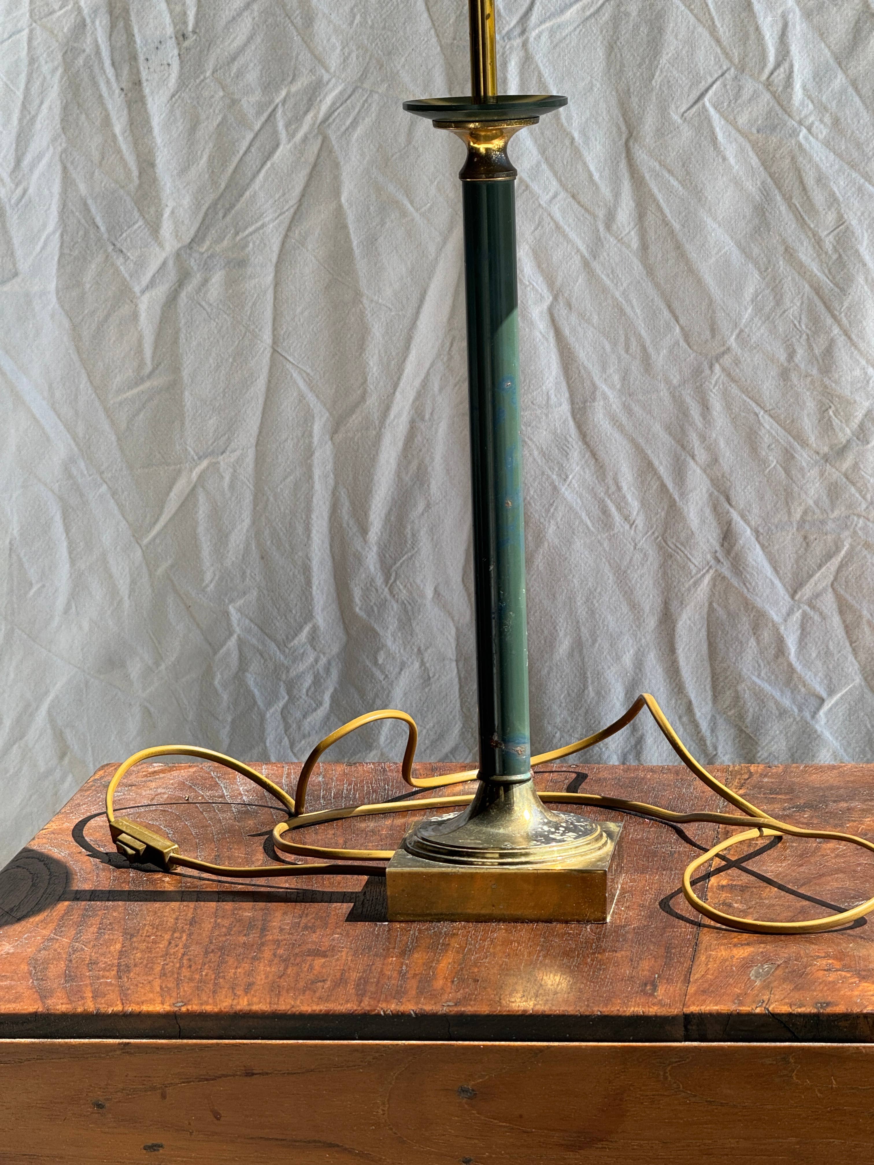 Office Objets - Wholesale Accent/Desk Lamp - Vintage green and gold table lamp H60 D308