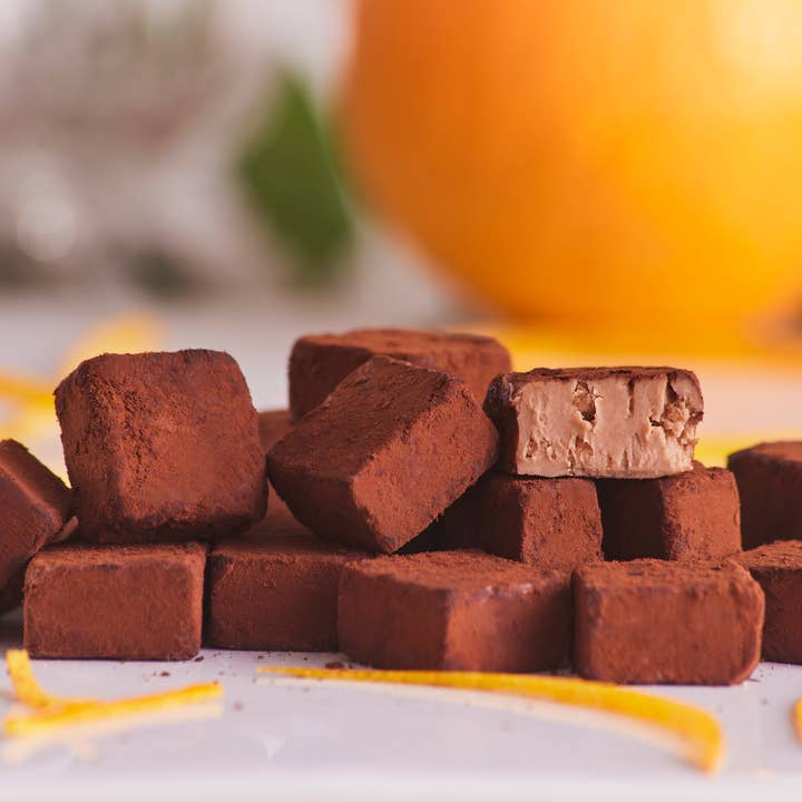 Cioccolato Lavoratti 1938 - Wholesale Chocolate-covered sweets - Truffles sprinkled with cocoa and Sicilian Red Orange 200g1