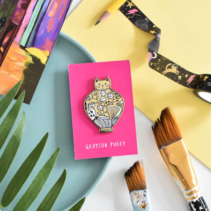 Niaski (USA DUTIES PAID) β wholesale Lapel pin/button β Grayson PURRY Cat Artist Pin2