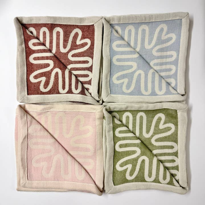 Shop KJP - Wholesale Dinner & Cloth Napkin - Napkin / Meander (set of 4) 2