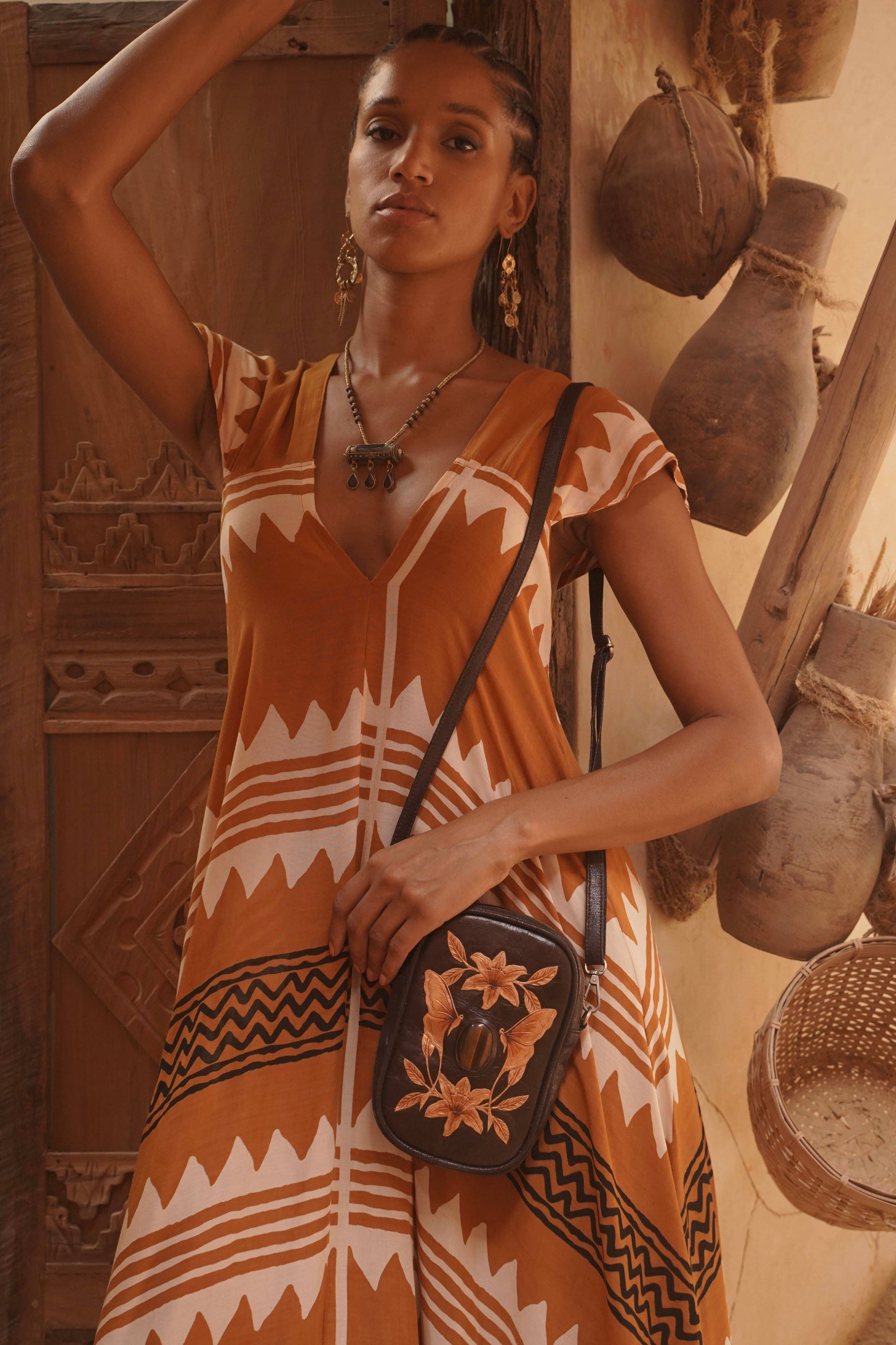 Luna Phone Bag Metallic Dark Choc/Gold for wholesale on Faire5