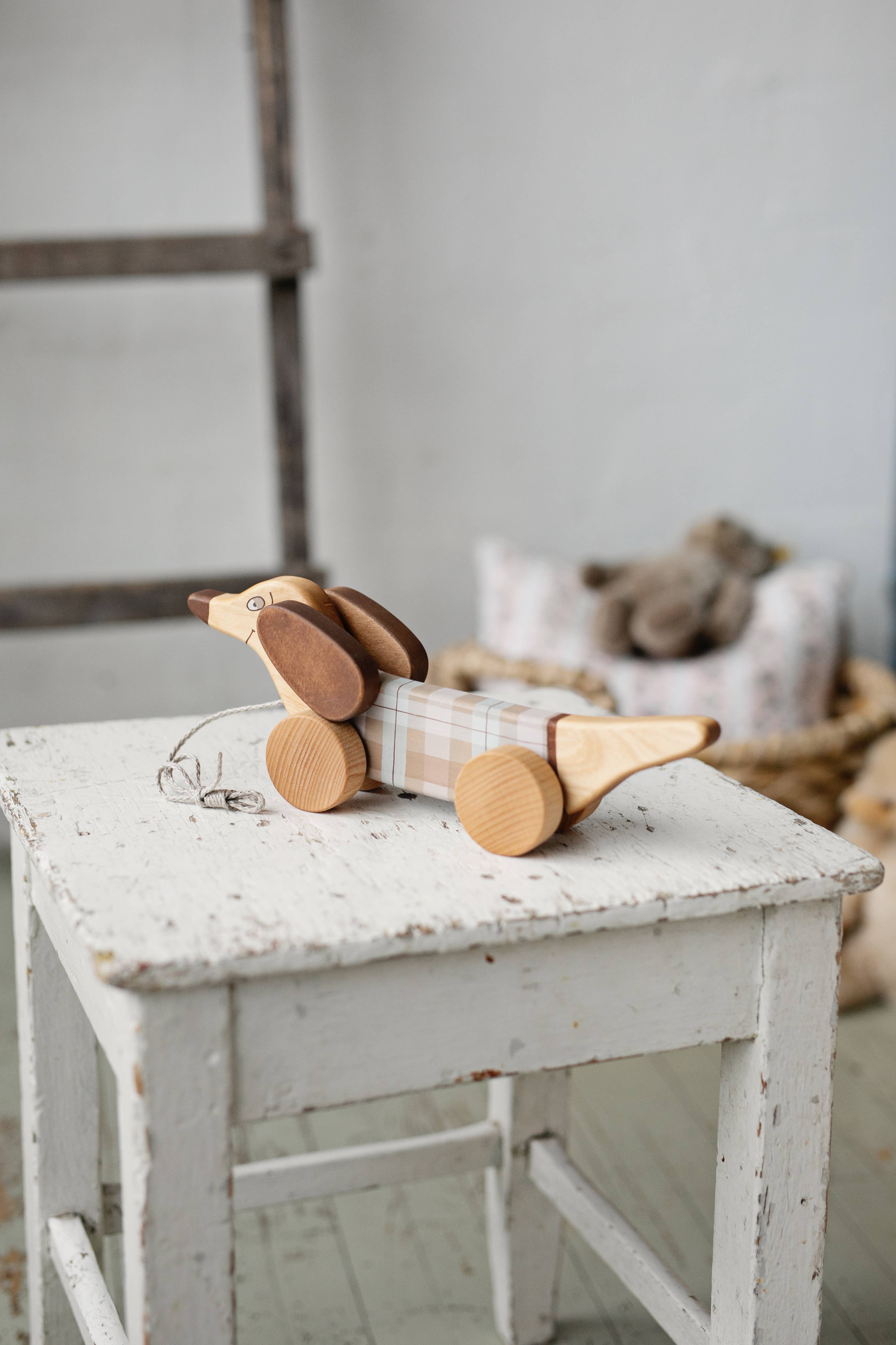 Friendly Toys - Wholesale Wood Toy - Kids - Handcrafted Birch Wood Pastel Sausage Dog Pull Toy1