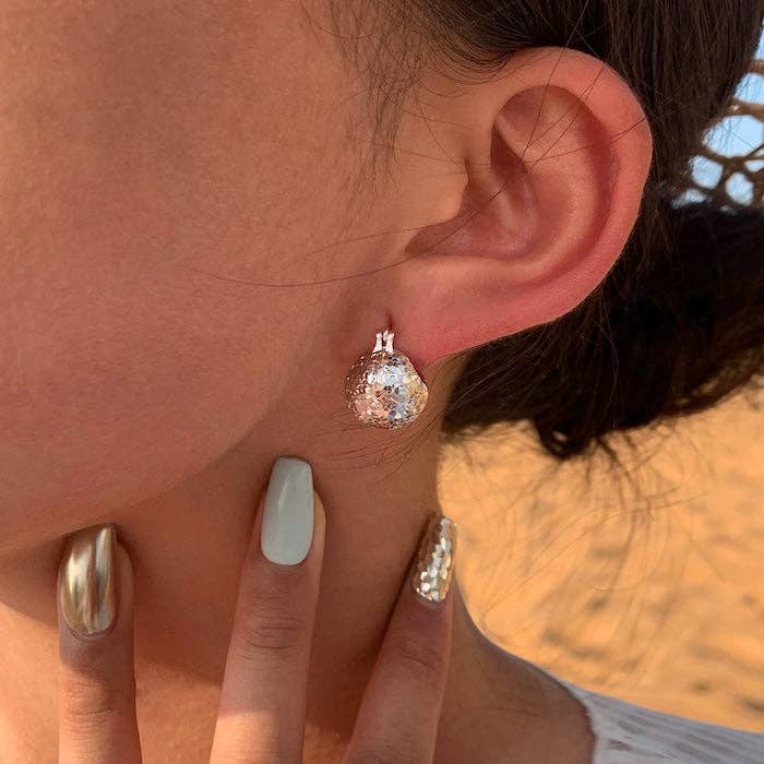 LanLivia - Vendita all'ingrosso Orecchini a bottone - Orecchini a Sfera di Ghiaccio Scintillante-Oro e Argento8