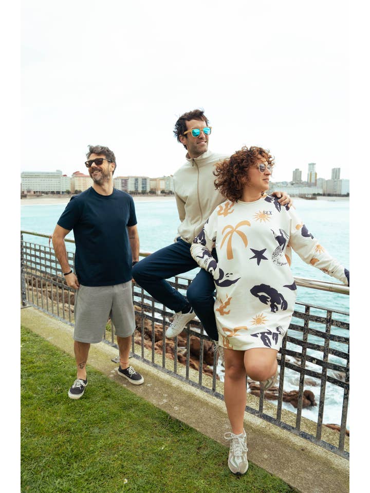 Grey Men's Cotton Bermuda Shorts With Pockets for wholesale on Faire2